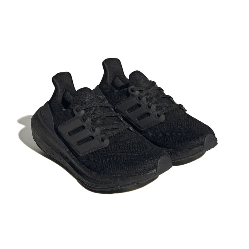 Adidas ultraboost - size 3.5 youth new in box
